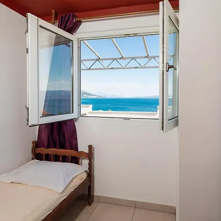 Appartement Guest House Duće Duće